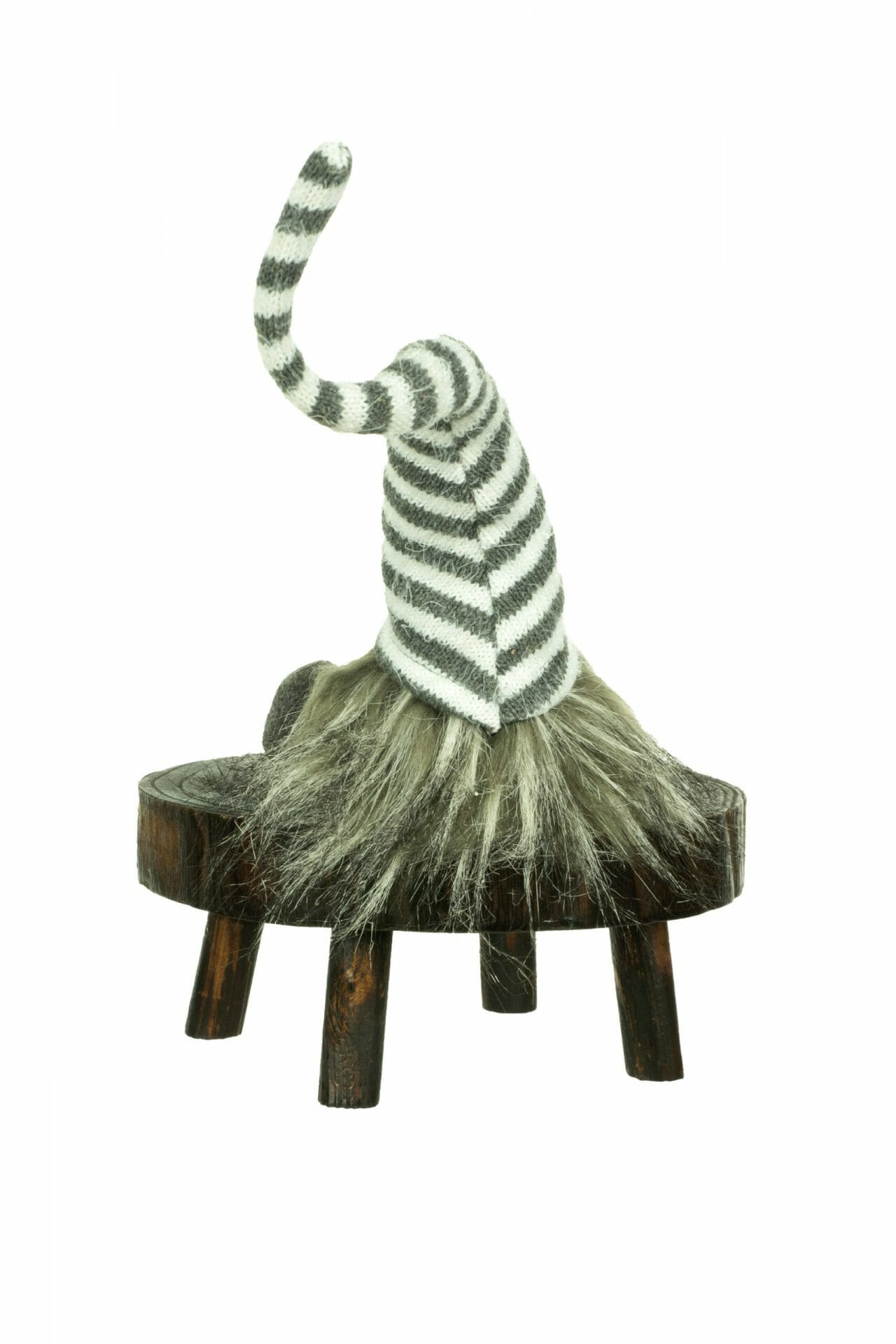 Grey Sitting Gnome - Image 3