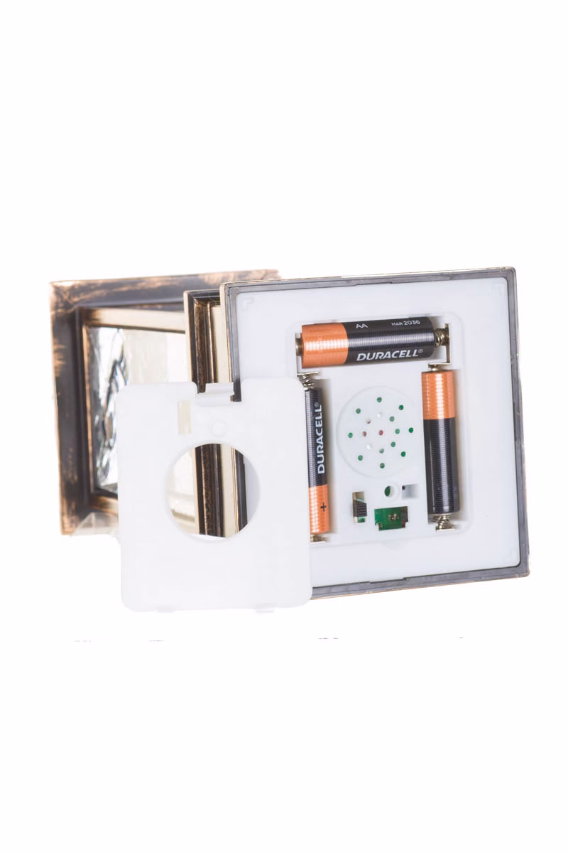 Bronze Lantern Snow Globe - Image 6