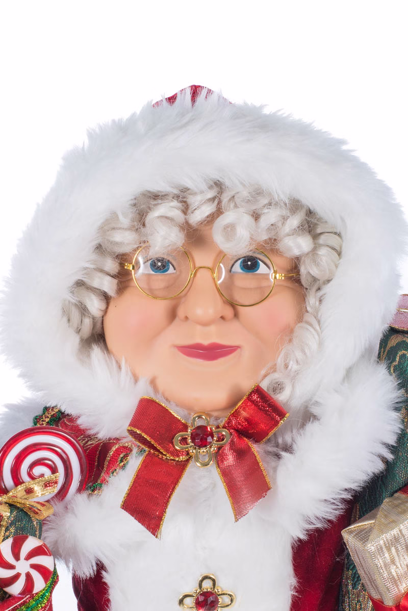 Red Mrs. Claus - Image 7